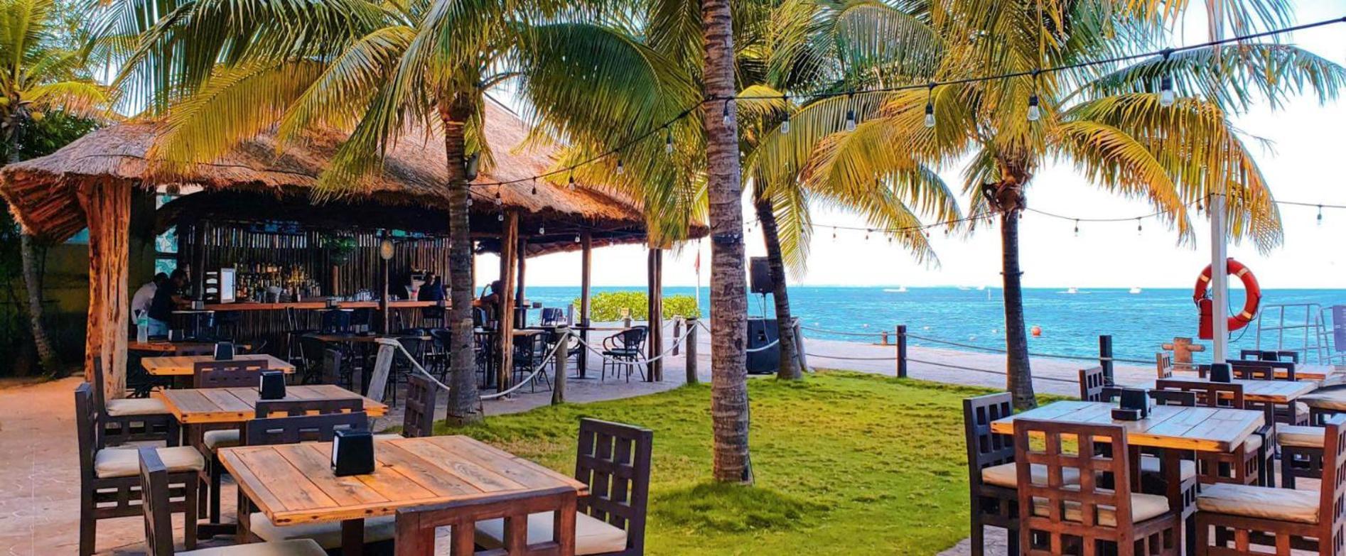 Front Private With Shared Bathroom Apartment Cancun